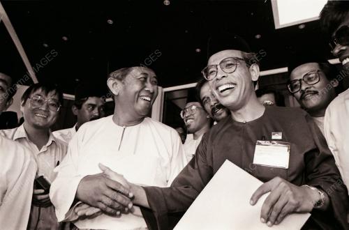 YANG BERHORMAT DATUK SHAHRIR ABDUL SAMAD