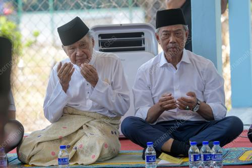 TAN SRI MUHYIDDIN YASSIN