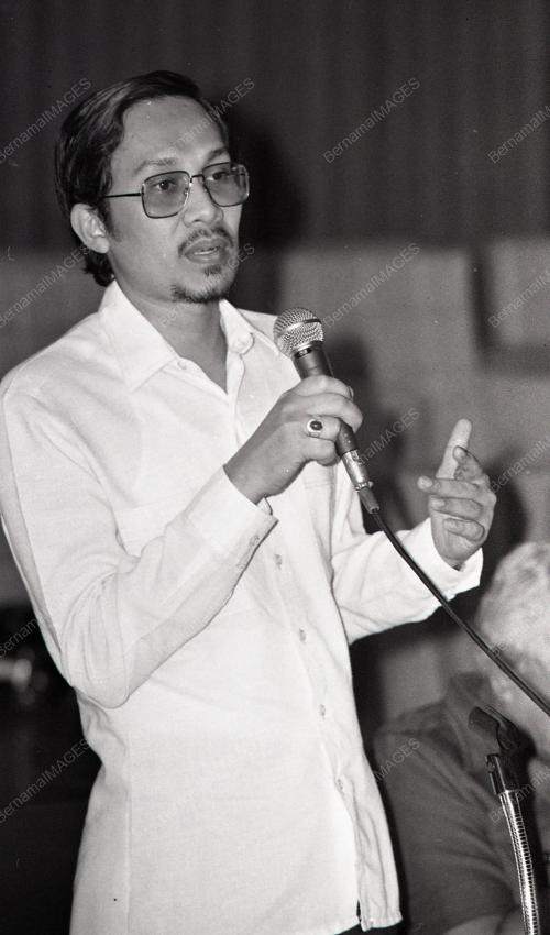 ANWAR IBRAHIM
