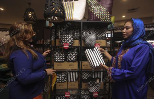 TIFFIN JEiWA GLOBAL MALAYSIA PRIHATIN