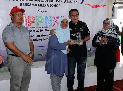 JB07_03112019_SALAHUDDIN_AYUB_MENEMBAK