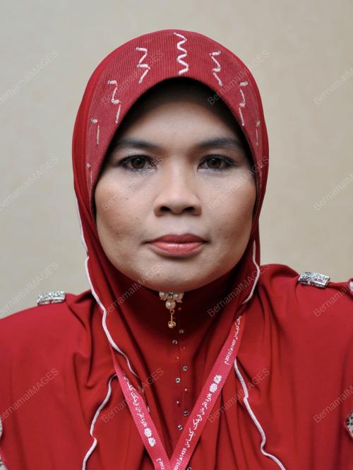 JB07_04062012_SARINA_CIK_YAHYA