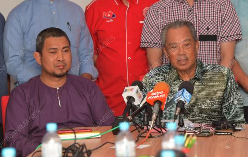 TAN SRI MUHYIDDIN YASSIN