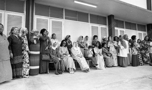 HARI PENAMAAN CALON