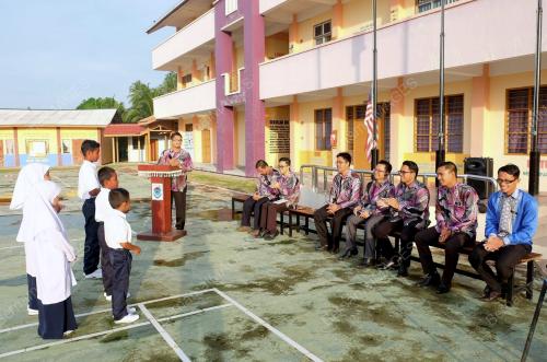 JB07_08012017_SEKOLAH_PULAU
