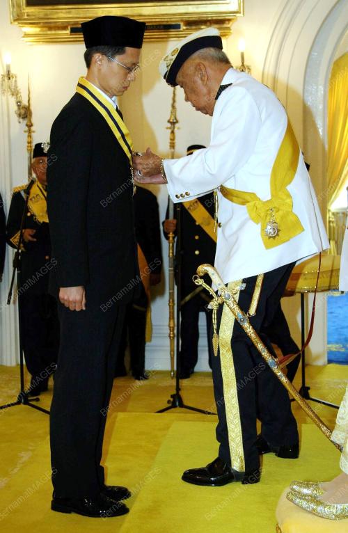 SULTAN ISKANDAR