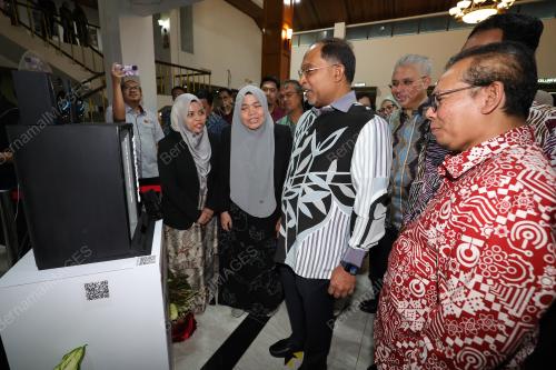 DATUK SERI DR ZAMBRY ABDUL KADIR 