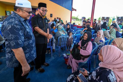 SENATOR DR ZULKIFLI HASAN 