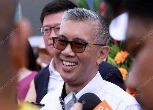 DATUK SERI TENGKU ZAFRUL TENGKU ABDUL AZIZ