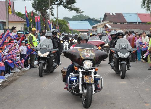 JB07_11082015_KEMBARA_MAHKOTA