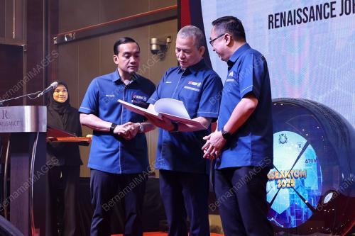 DATUK SERI FADILAH YUSOF