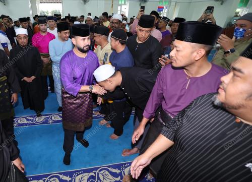 TUNKU MAHKOTA ISMAIL