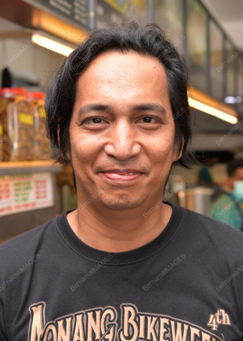 BANGUNAN SULTAN ISKANDAR