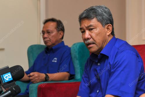 DATUK SERI MOHAMAD HASSAN