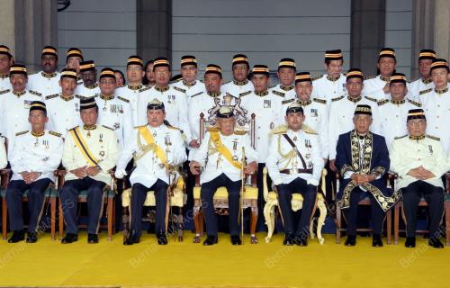 SULTAN ISKANDAR