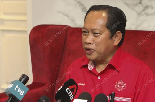 DATUK SERI AHMAD MASLAN
