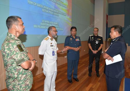 DATUK AYOB KHAN MYDIN PITCHY