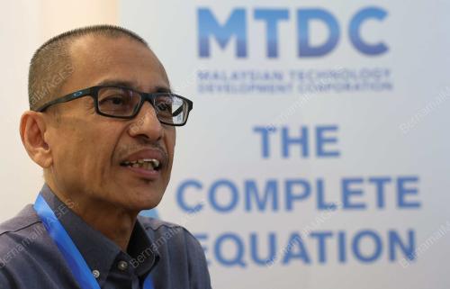 MOHAMMAD HAZANI HASSAN