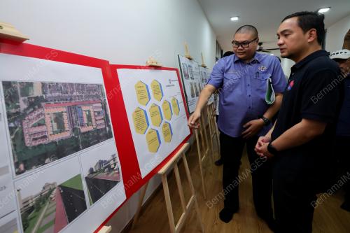 DATUK ONN HAFIZ GHAZI