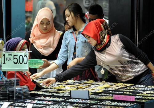 JB07_24072014_PERSIAPAN_RAYA
