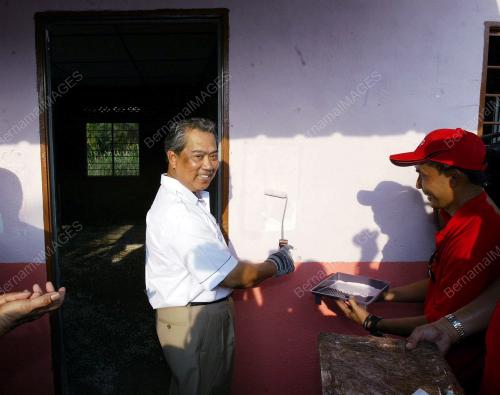MUHYIDDIN YASSIN