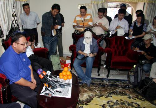 JB07_26012011_AZAHAR