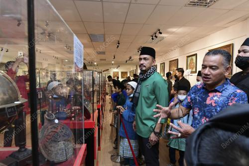 GALERI AURA ISLAM