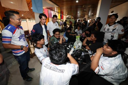 ADAM ADLI ABD HALIM