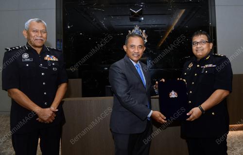 DATUK ADIB AZHARI DAUD