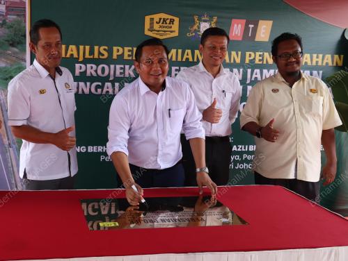 MOHAMAD FAZLI MOHAMAD SALLEH
