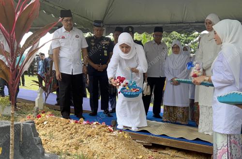 RAJA ZARITH SOFIAH SULTAN IDRIS SHAH