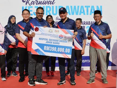 DATUK ONN HAFIZ GHAZI