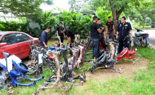 JB08_02072015_MOTORSIKAL_CURI