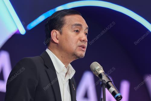 DATUK ONN HAFIZ GHAZI