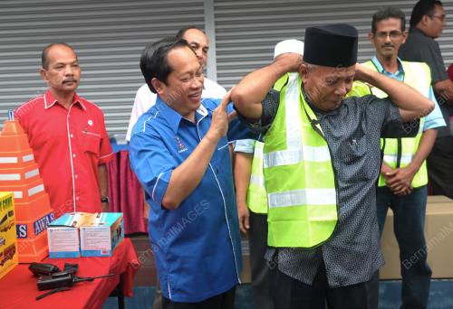 JB08_05112015_PTPTN_n_SRS