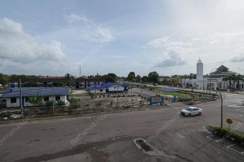 TINJAUAN BANJIR DI CHAAH