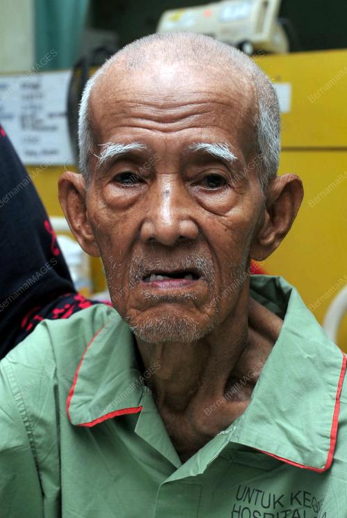 JB08_06062017_OMAR_BADMINTON