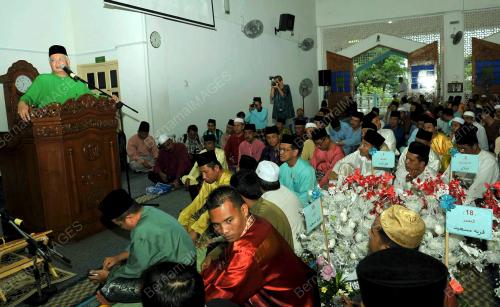 JB08_06082012_PM_BERBUKA_PUAS