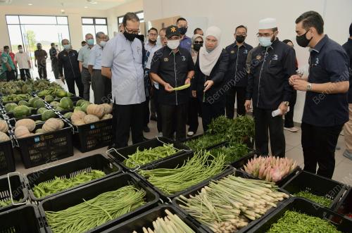 DATUK SERI DR RONALD KIANDEE