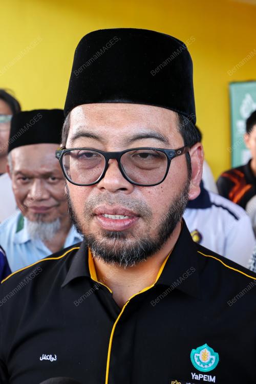SENATOR DR ZULKIFLI HASAN 