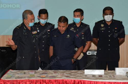 DATUK AYUB KHAN MYDIN PITCHAY