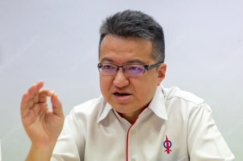 LIEW CHIN TONG
