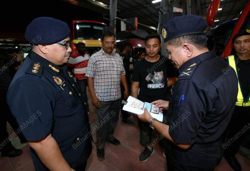 JB08_11062018_JPJ_OPS_AIDILFITRI_BN201806100551