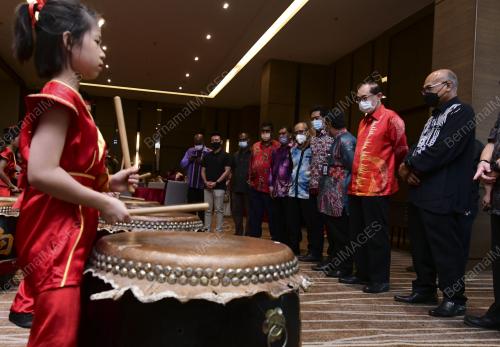 DATUK DR MAH HANG SOON