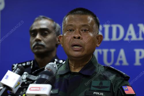 DATUK KAMARUL ZAMAN MAMAT