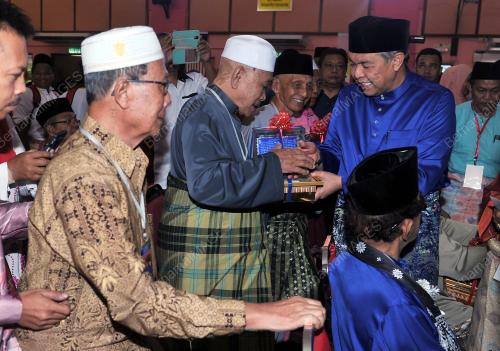 JB08_12082017_TPM-UMNO_PARIT_SULONG_BN201708112707