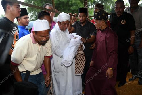 JB08_13122017_JENAZAH