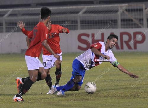 JB08_15062012_LIGA_PERDANA