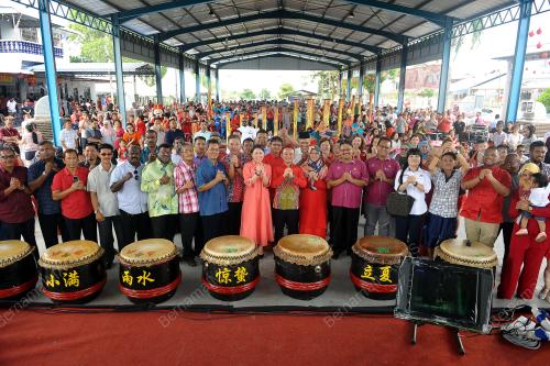 JB08_17022019_MASZLEE