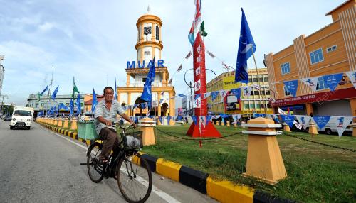 JB08_17042013_BN_BENDERA_2